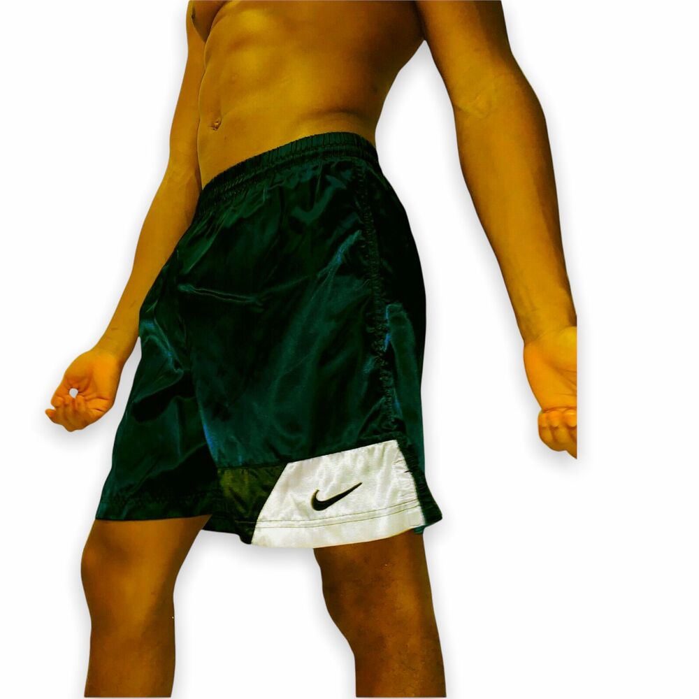 Nike 90s Vintage America Satin Nylon Glanz Soccer Shorts Black White Large